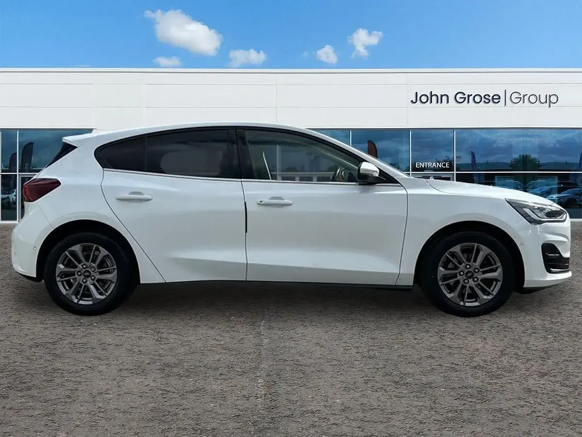 Używany Ford Focus Style 2022 Biały Hatchback