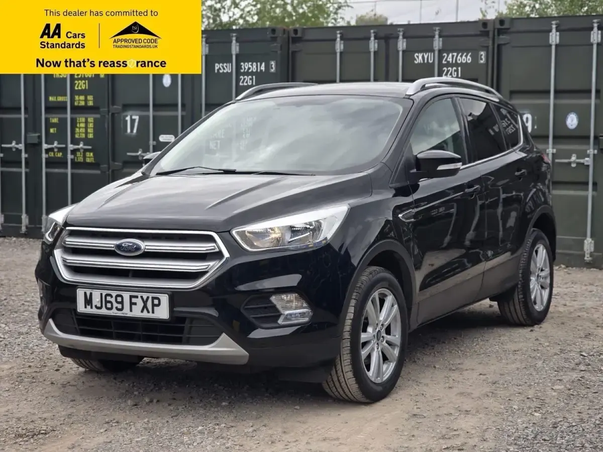 Używany Ford Kuga Zetec 182 KM (133 kW) 2019 Czarny SUV