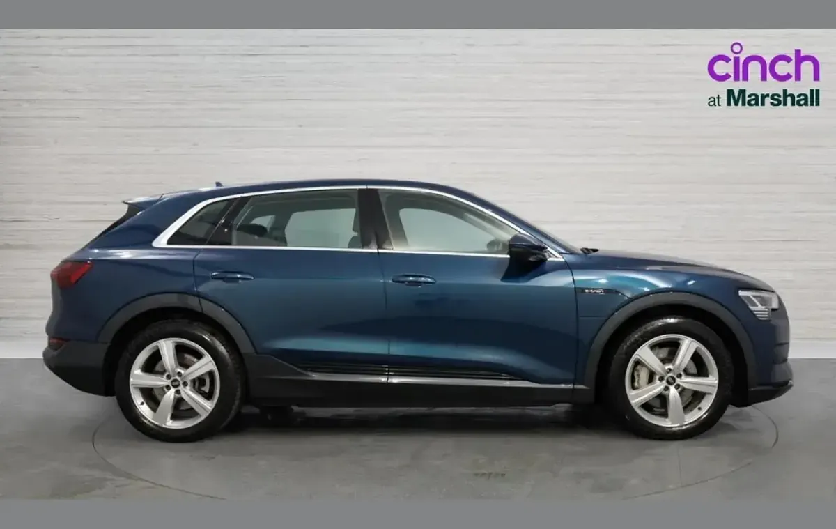 Used Audi e-tron Advanced 230 kW (313 HP) 2021 Blue SUV