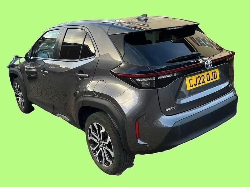 Used Toyota Yaris Cross Design 116 HP (85 kW) 2022 Grey SUV