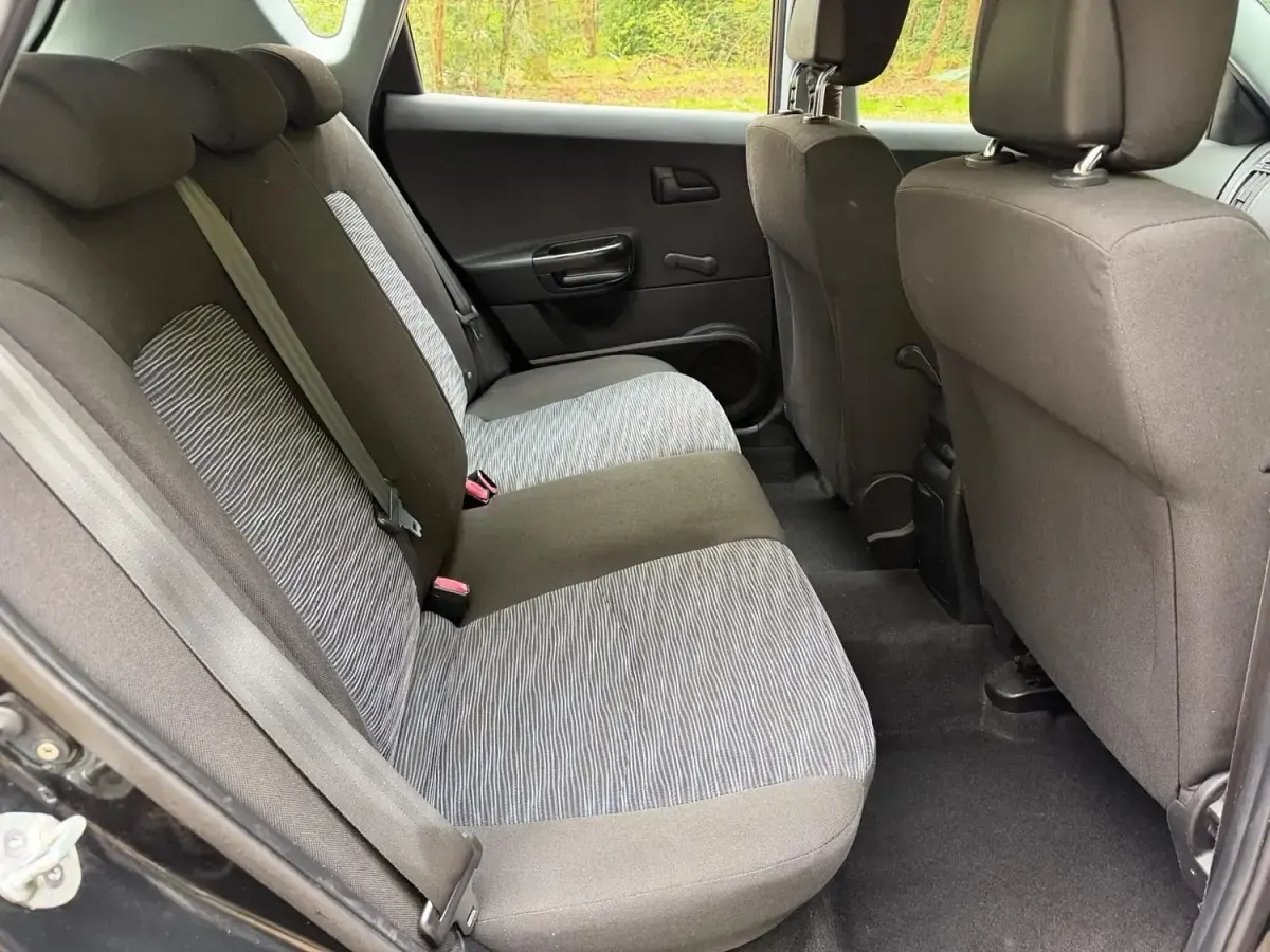 Używany Kia Ceed 2009 Czarny Hatchback