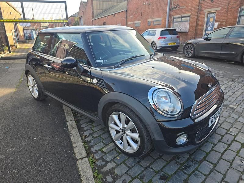 Used Mini Cooper D Hatch 2013 Black Hatchback