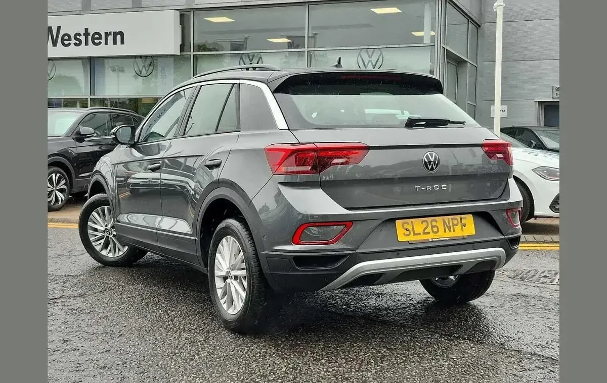 New VW T-Roc Life 115 HP (84 kW) 2026 Grey SUV