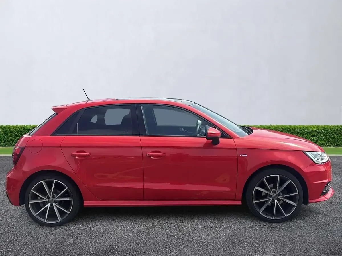 Used Audi A1 Black Edition 95 HP (69 kW) 2018 Red Hatchback