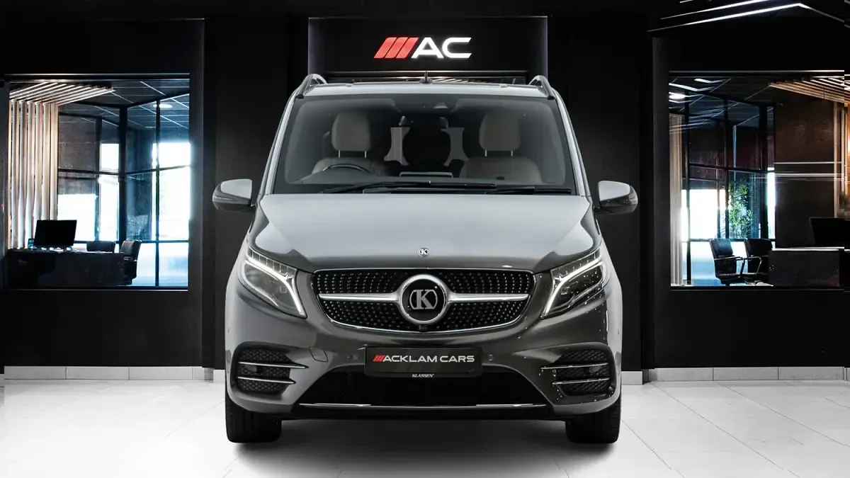 Used Mercedes V300 237 HP (174 kW) 2024 Grey MPV