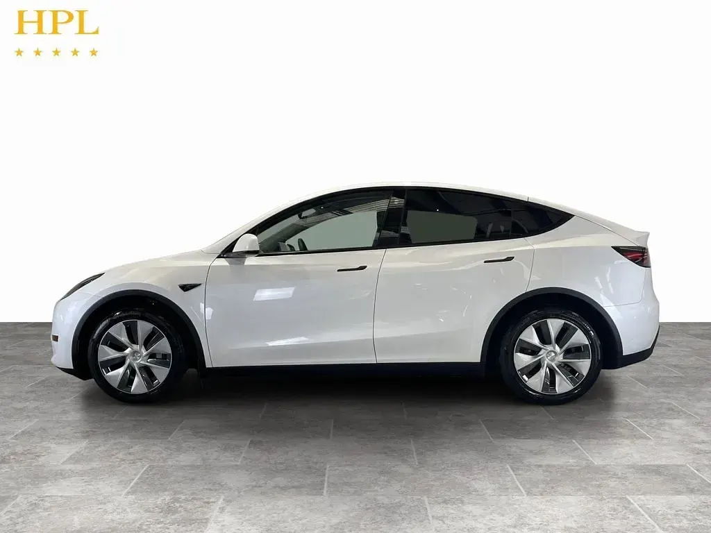 Used Tesla Model Y Long Range AWD 378 kW (514 HP) 2023 White SUV