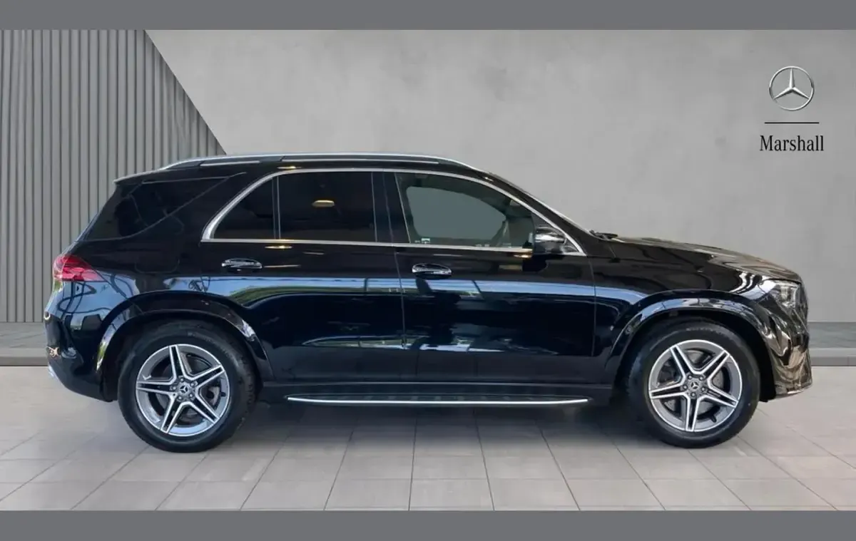 Used Mercedes GLE400 AMG line 381 HP (280 kW) 2024 Obsidian black metallic SUV