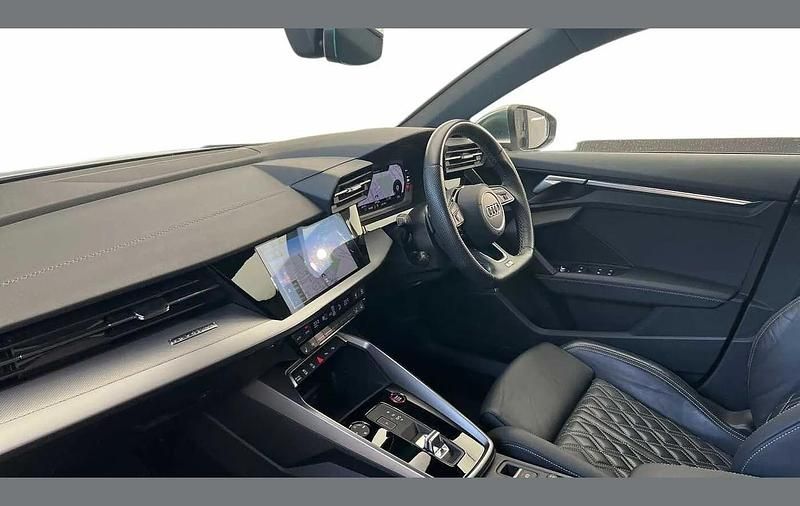 Used Audi S3 Sportback Comfort 306 HP (225 kW) 2023 White Hatchback