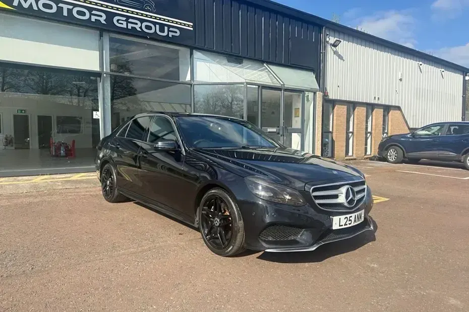 Begagnad Mercedes E350 AMG 252 HK (185 kW) 2014 Svart Sedan