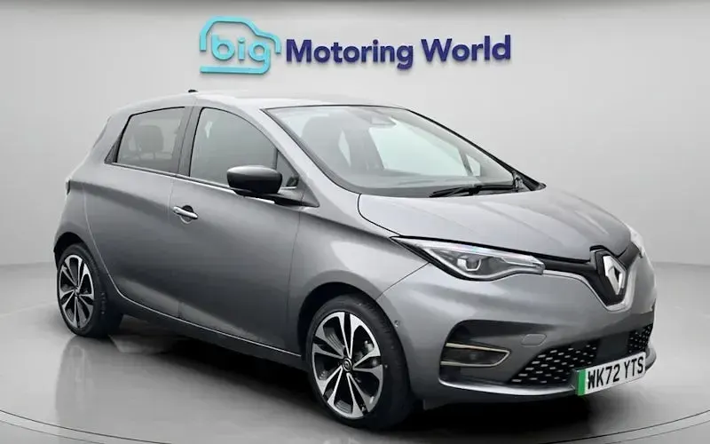 Used Renault Zoe Iconic 100 kW (136 HP) 2022 Hatchback