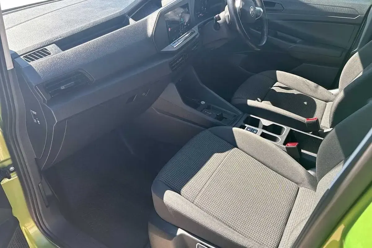 Used VW Caddy Pro 122 HP (89 kW) 2025 Green MPV