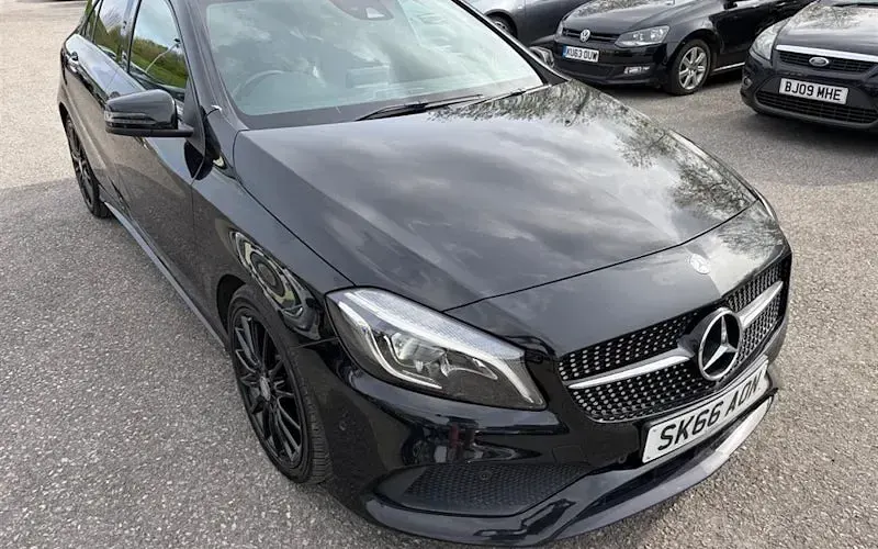 Usado Mercedes A200 AMG Line Premium Plus 136 CV (100 kW) 2018 Utilitario