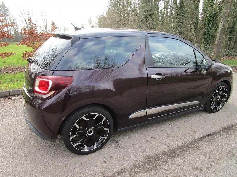 Used Citroën DS3 2016 Purple Hatchback