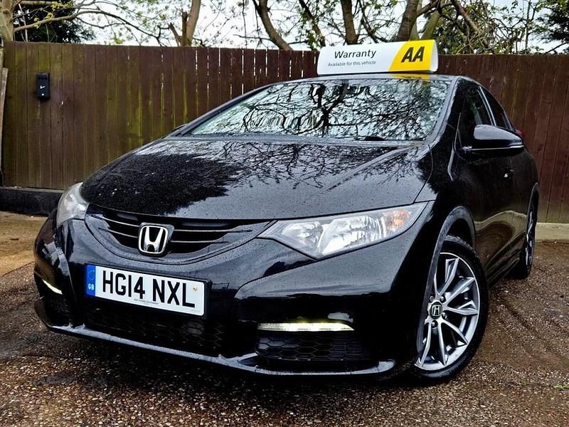Begagnad Honda Civic Black Edition 120 HK (88 kW) 2014 Svart Halvkombi
