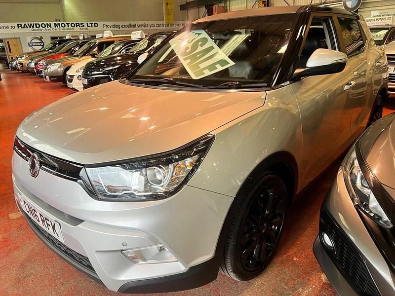 Silver Used 2016 Ssangyong (KGM) Tivoli SUV | £5,995 - Image 1/4