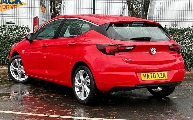 Used Vauxhall Astra SRi 145 HP (106 kW) 2020 Red Hatchback
