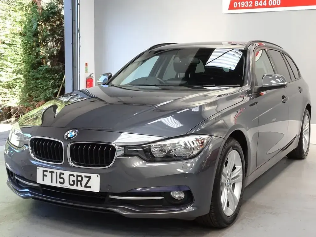 Used BMW 320 Sport Line 190 HP (139 kW) 2015 Grey Estate