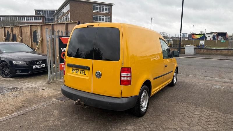 Used VW Caddy 102 HP (75 kW) 2011 Yellow MPV