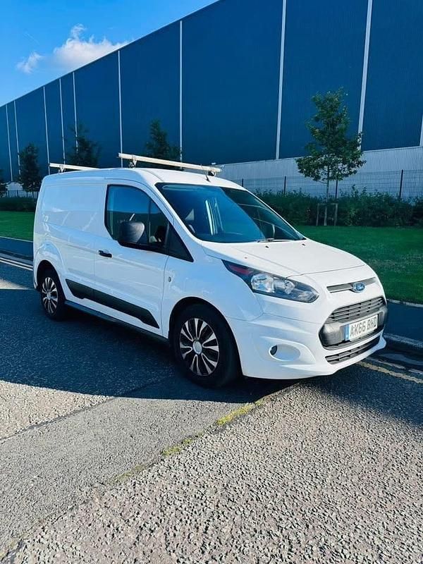 White Used 2016 Ford Transit Trend Van | £6,790 (Fair price) - Image 1/4