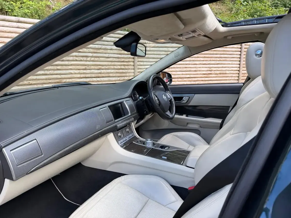 Used Jaguar XFR Supercharged 2009 Green Sedan