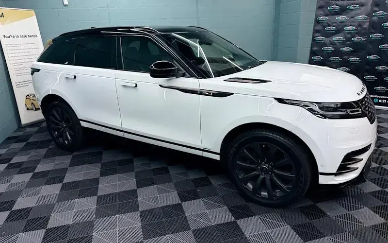 Used Land Rover Range Rover Velar SE Dynamic 179 HP (131 kW) 2020 SUV