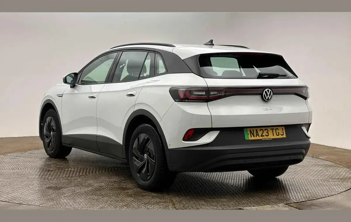 Used VW ID.4 Pure 108 kW (148 HP) 2023 White SUV