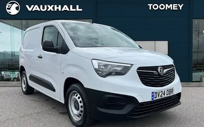 Used Vauxhall Combo S 101 HP (74 kW) 2023 MPV