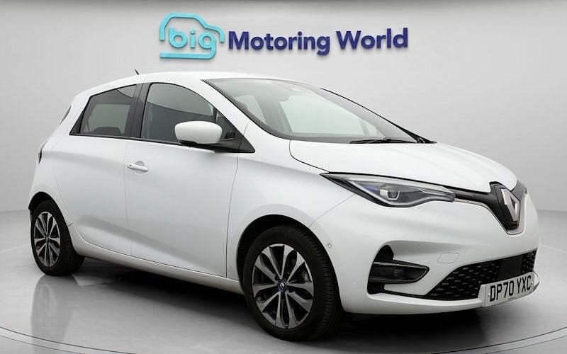 Used 2020 Renault Rapid GT-Line Hatchback | £9,300 (Fair price) - Image 1/4