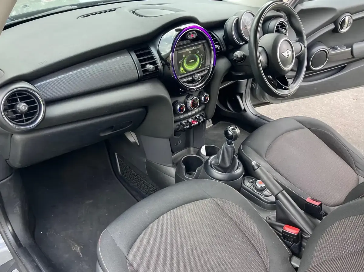 Używany Mini ONE Hatch 102 KM (75 kW) 2016 Szary Hatchback
