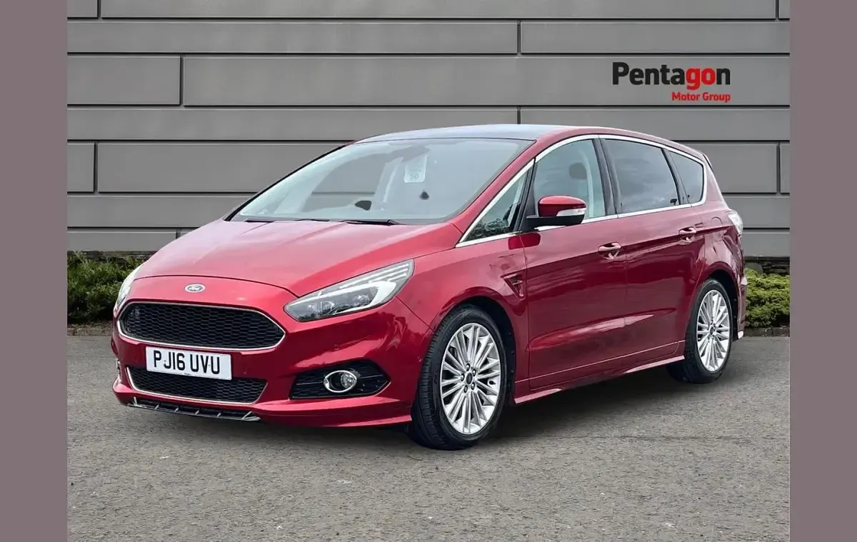 Used Ford S-MAX Sport 206 HP (151 kW) 2016 Red MPV