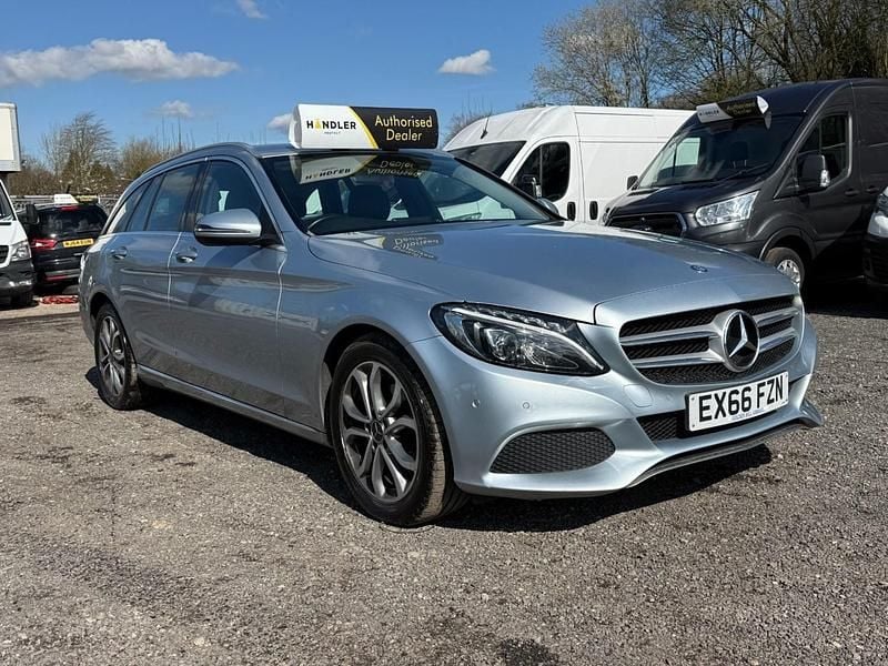 Used Mercedes C200 136 HP (100 kW) 2016 Silver Estate