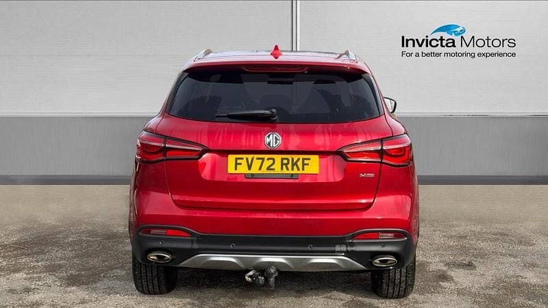 Used MG HS Exclusive 162 HP (119 kW) 2023 Dynamic red SUV