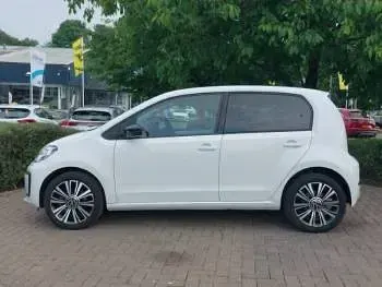 Used VW up! Black Edition 65 HP (47 kW) 2023 White Hatchback
