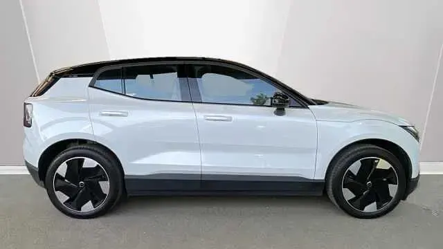 Used Volvo EX30 Plus 200 kW (272 HP) 2024 Crystal white SUV
