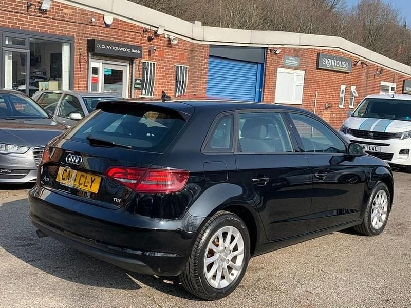 Used Audi A3 Sportback 105 HP (77 kW) 2014 Black Hatchback