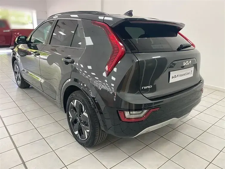 Used Kia Niro 150 kW (204 HP) 2024 Grey SUV
