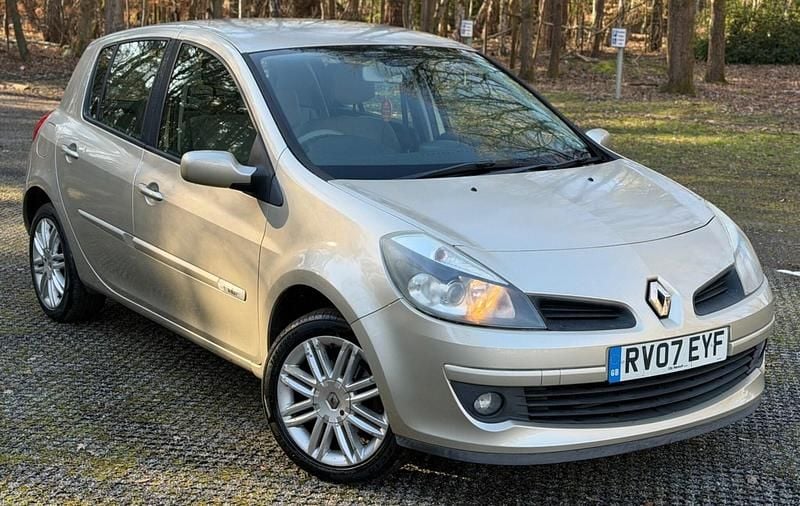 Used Renault Clio II Initiale 2007 Gold Hatchback