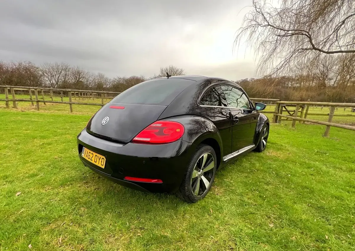 Used VW Beetle Sportline 140 HP (102 kW) 2013 Black Hatchback