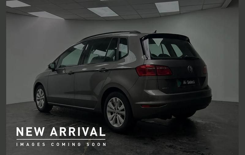 Used VW Golf Sportsvan SE 123 HP (90 kW) 2016 Grey MPV