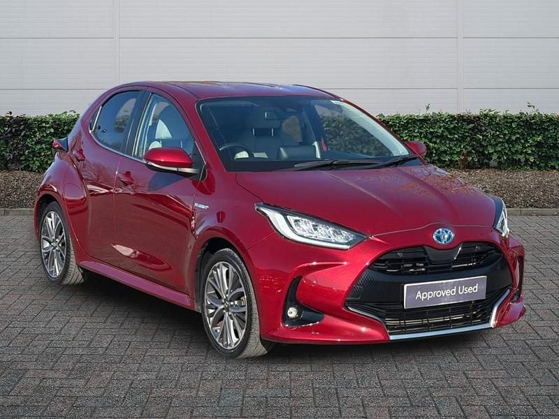 Used Toyota Yaris Hybrid 2021 Red Hatchback