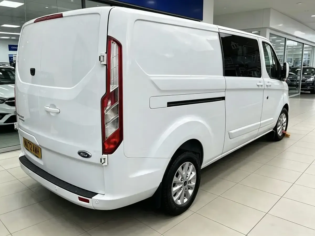 Used Ford 300 Limited 130 HP (95 kW) 2022 White Estate