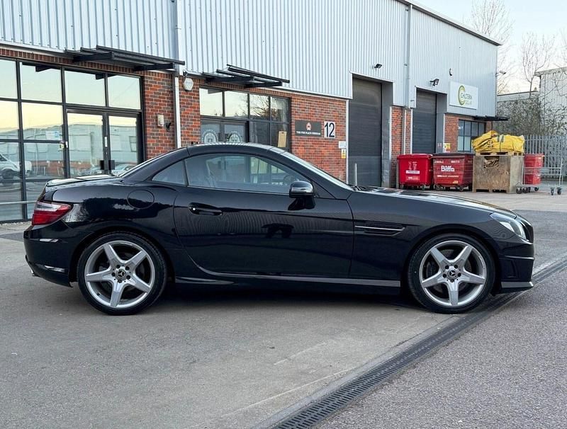 Used Mercedes SLK200 AMG 184 HP (135 kW) 2013 Black Cabriolet