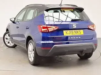 Used Seat Arona SE Technology 95 HP (69 kW) 2019 Blue SUV