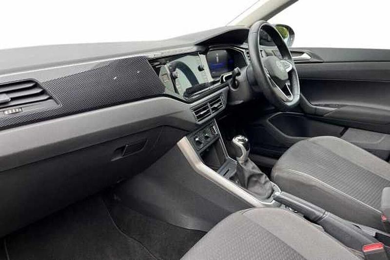 Used VW Taigo Life 95 HP (69 kW) 2025 Black SUV