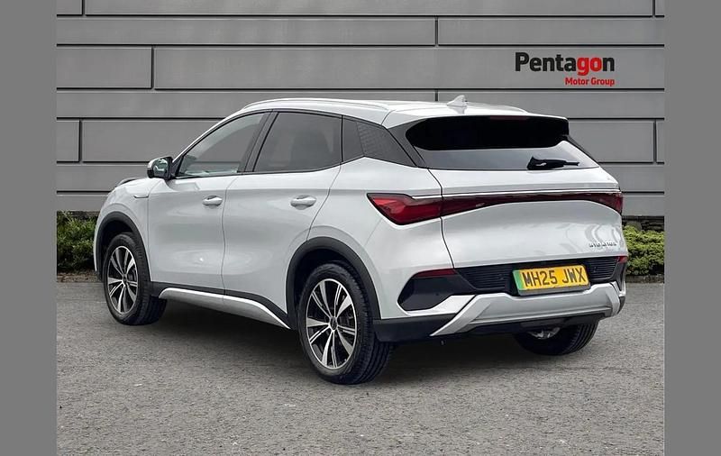 Used BYD Atto 3 Comfort 150 kW (204 HP) 2025 White SUV