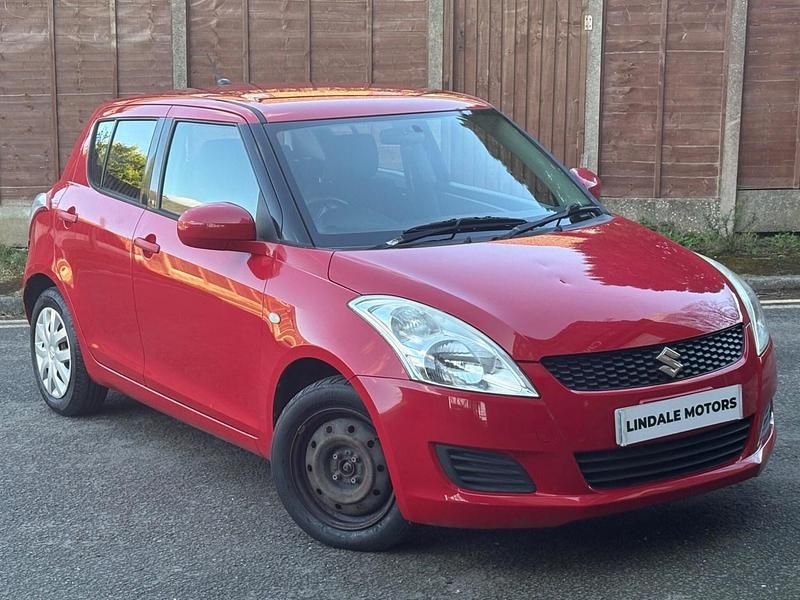 Used Suzuki Swift 94 HP (69 kW) 2012 Red Hatchback