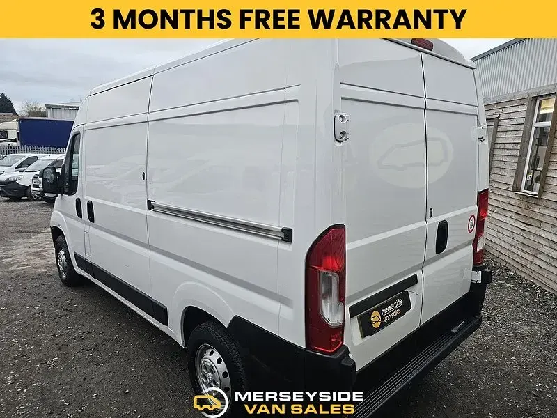 Used Peugeot Boxer S 140 HP (102 kW) 2019 White Van