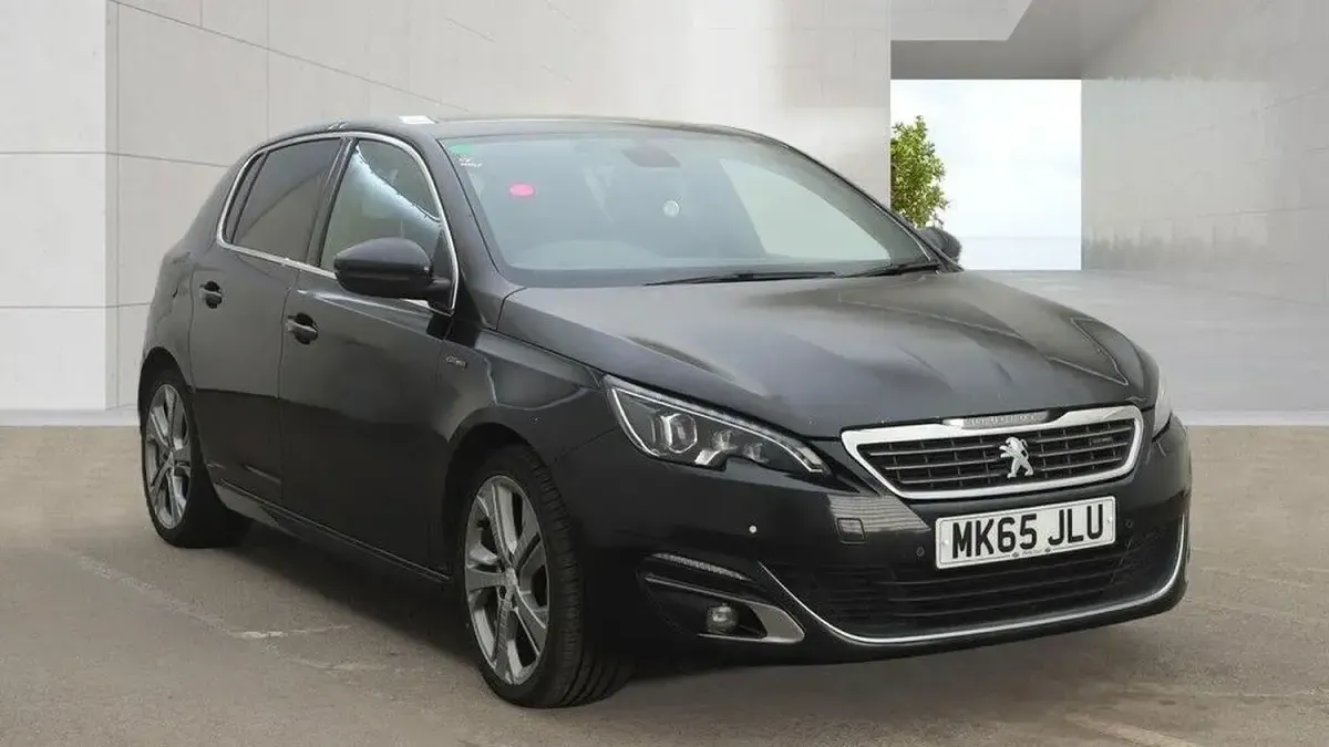 Used Peugeot 308 GT-line 120 HP (88 kW) 2015 Black Hatchback