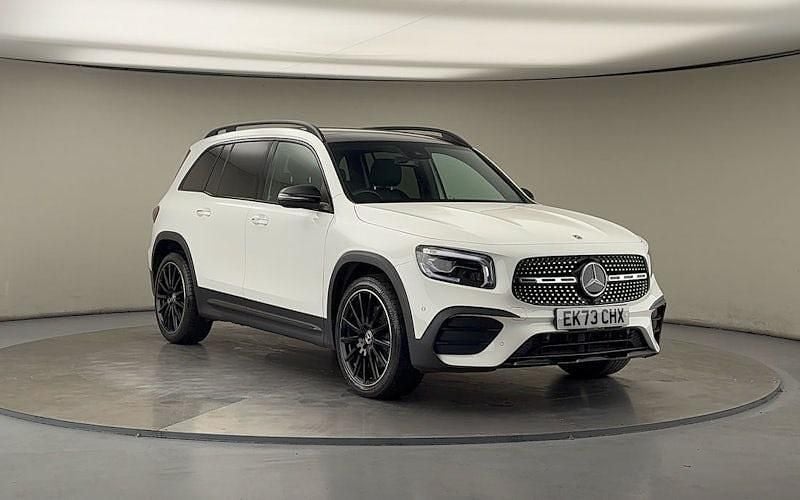 Polar white Used 2023 Mercedes GLB220 AMG line SUV | £37,300 (Expensive) - Image 1/4
