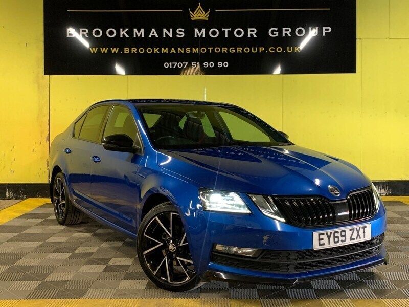 Blue Used 2019 Skoda Octavia SportLine Hatchback | £8,495 (Good price) - Image 1/2